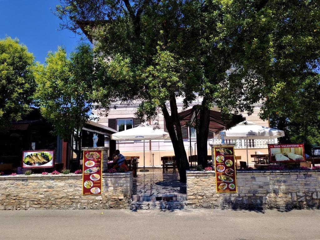 San Valentino Hotel Basanija Exterior photo